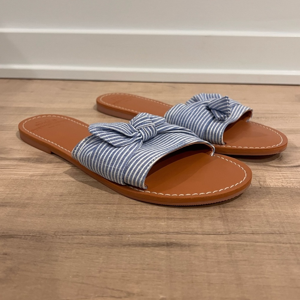 Abercrombie & Fitch Blue and White Striped Sandals